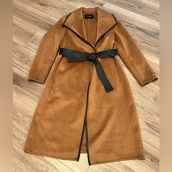 Tahari Juliette Wool Blend Brown Belted Coat with Faux Leather Trim Size Medium - Picture 8 of 15